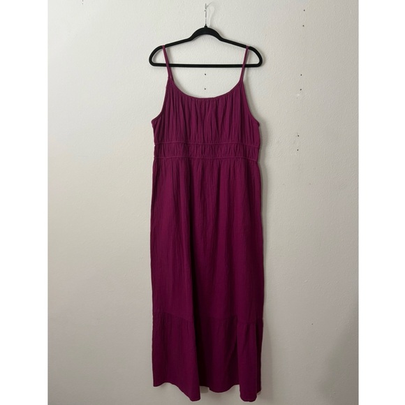 Pact Organic Cotton Coastal Double Gauze Cami Maxi Dress in Sangria - Picture 3 of 6